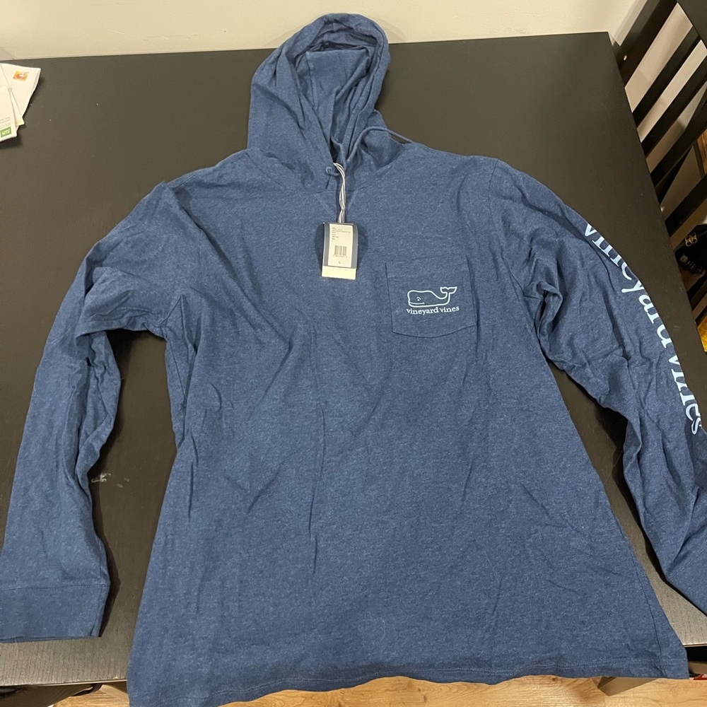 NEW FAST SHIPPING VINYARD VINES HOODIE with tags